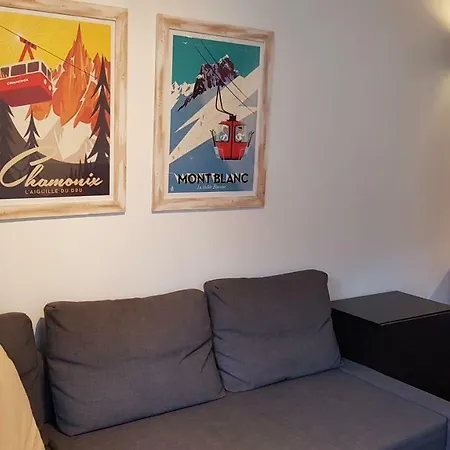 Lognan 2 Apartment