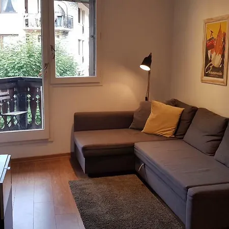 Lognan 2 Apartment